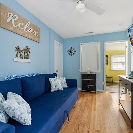 Newly Renovated 4 Bedroom Home Only 2 Blocks From The Beach! Wildwood Bagian luar foto