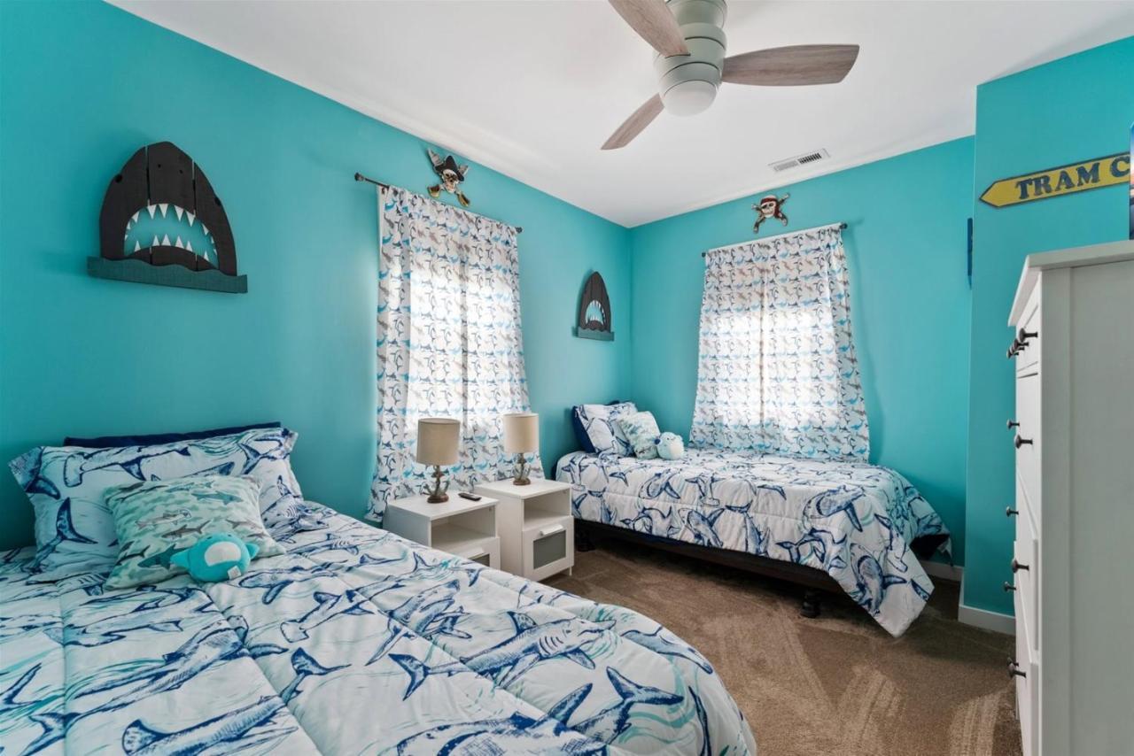 Newly Renovated 4 Bedroom Home Only 2 Blocks From The Beach! Wildwood Bagian luar foto
